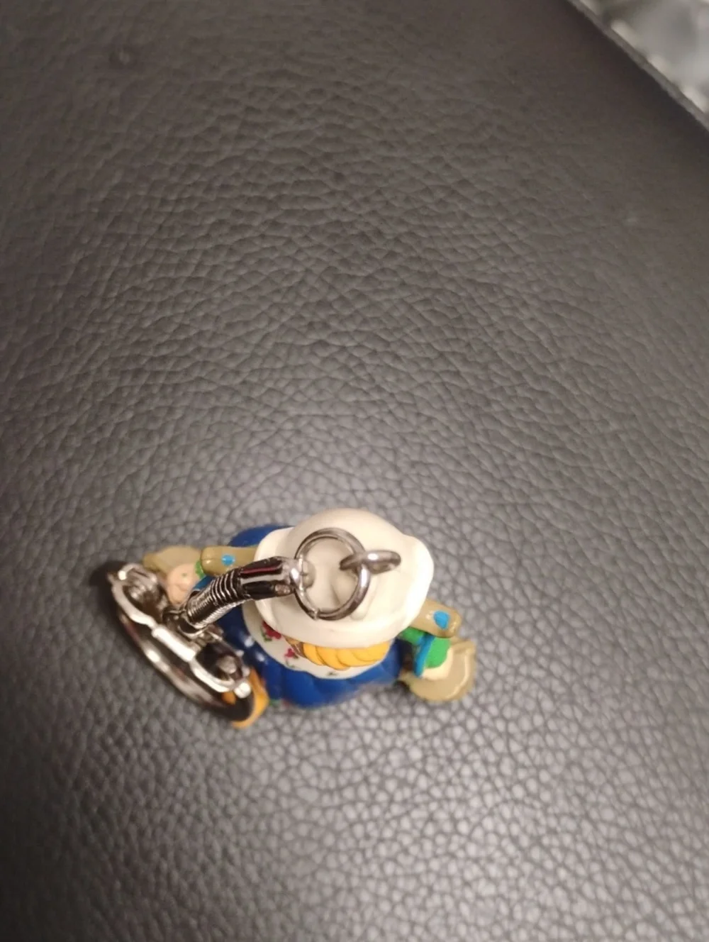 VINTAGE DUTCH FOLK GIRL MILKMAID KEYCHAIN CHARM EXCELLENT CONDITION